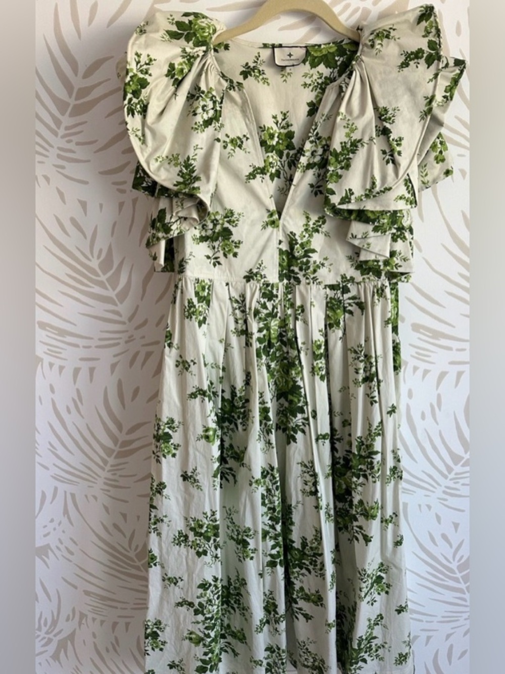 Tuckernuck Limelight Bouquet Mariana Ruffle Small